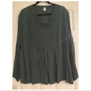 Emerald Green Old Navy Pintuck Blouse